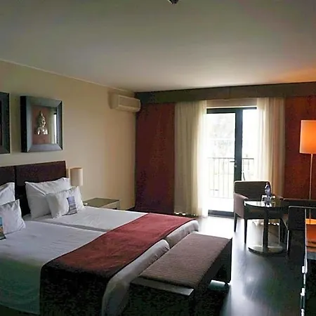 Gale Hotel